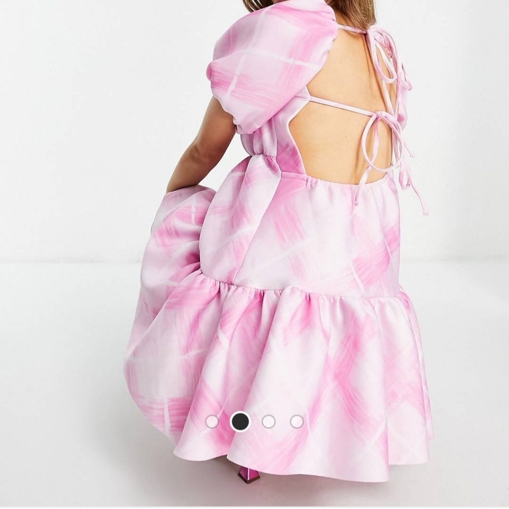 Dress - Picture 2 of 4